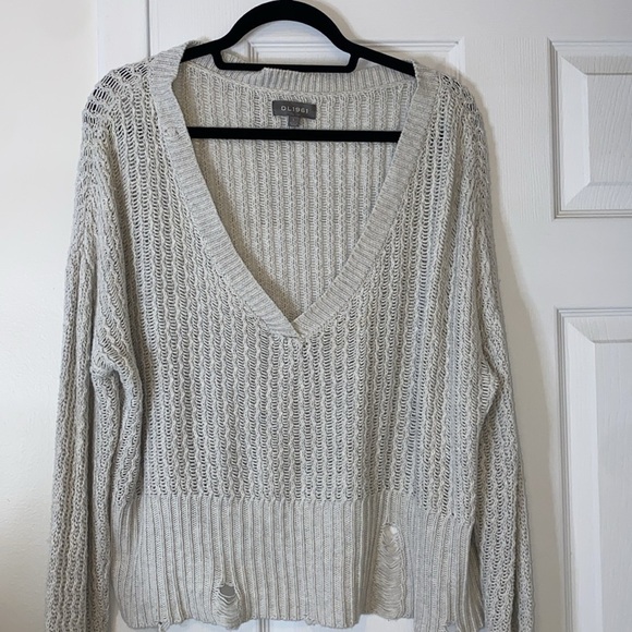 DL1961 Freeman Alley Distressed Sweater - Large - Picture 3 of 10